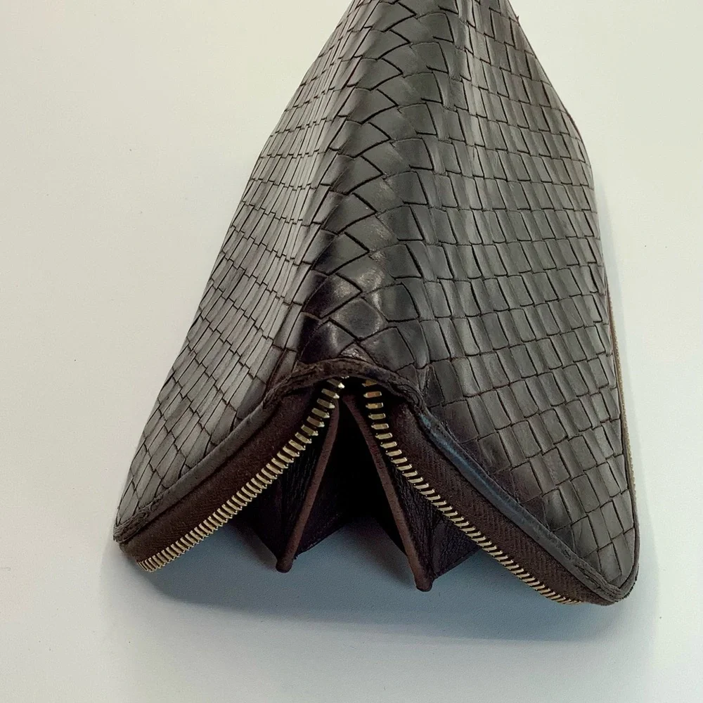 Bottega Veneta Intrecciato Brown Woven Leather Zip Around Wallet